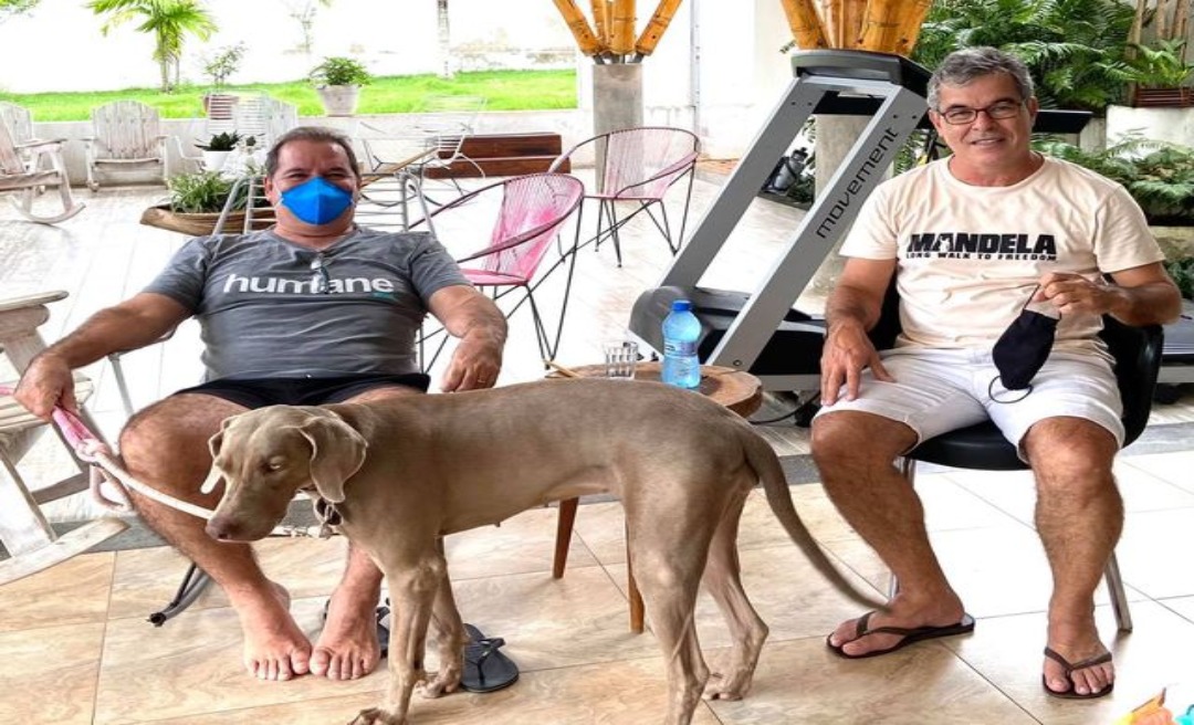 Curado da covid-19, Tião Viana sai do isolamento e recebe visita do irmão Jorge Viana